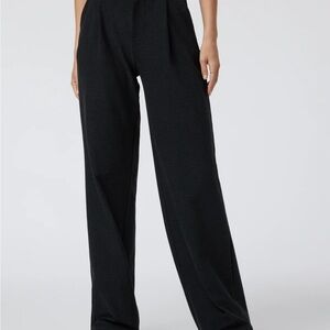 Vuori Black Wide-Leg Elevation Women's Pants-Trousers Size Large
